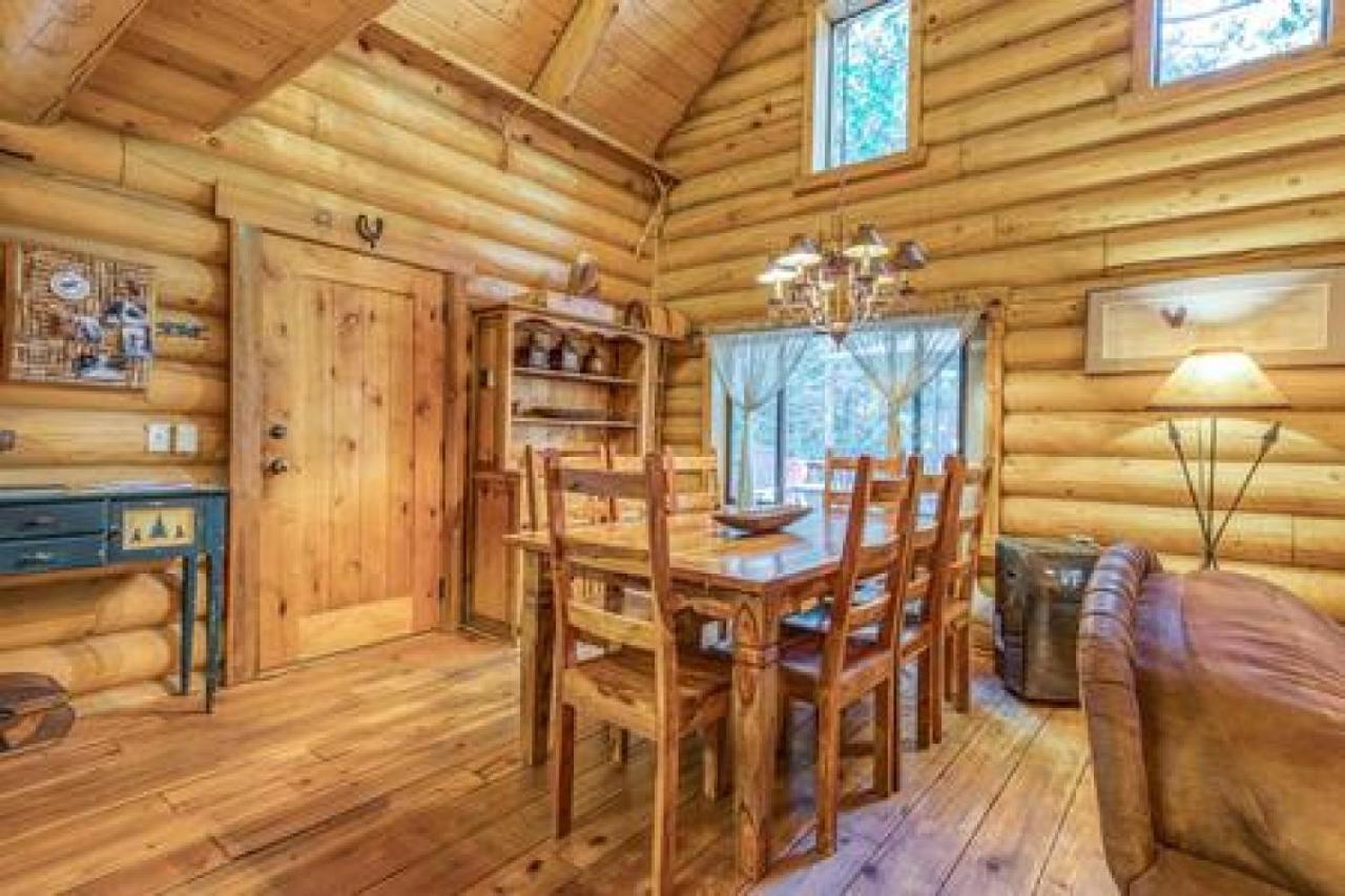 Eagles Nest - Natural Log Cabin With Guest House Idyllwild Esterno foto