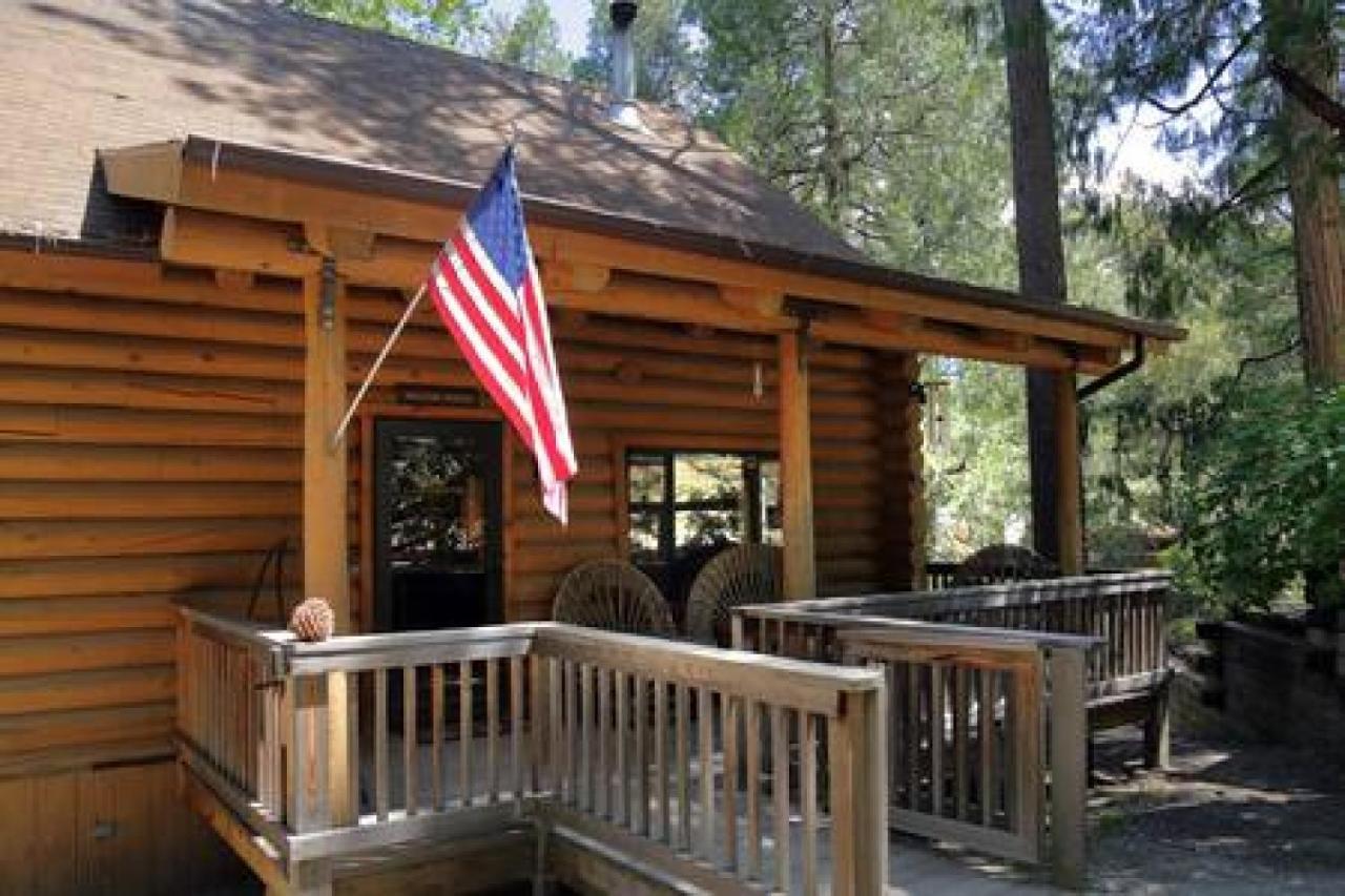 Eagles Nest - Natural Log Cabin With Guest House Idyllwild Esterno foto